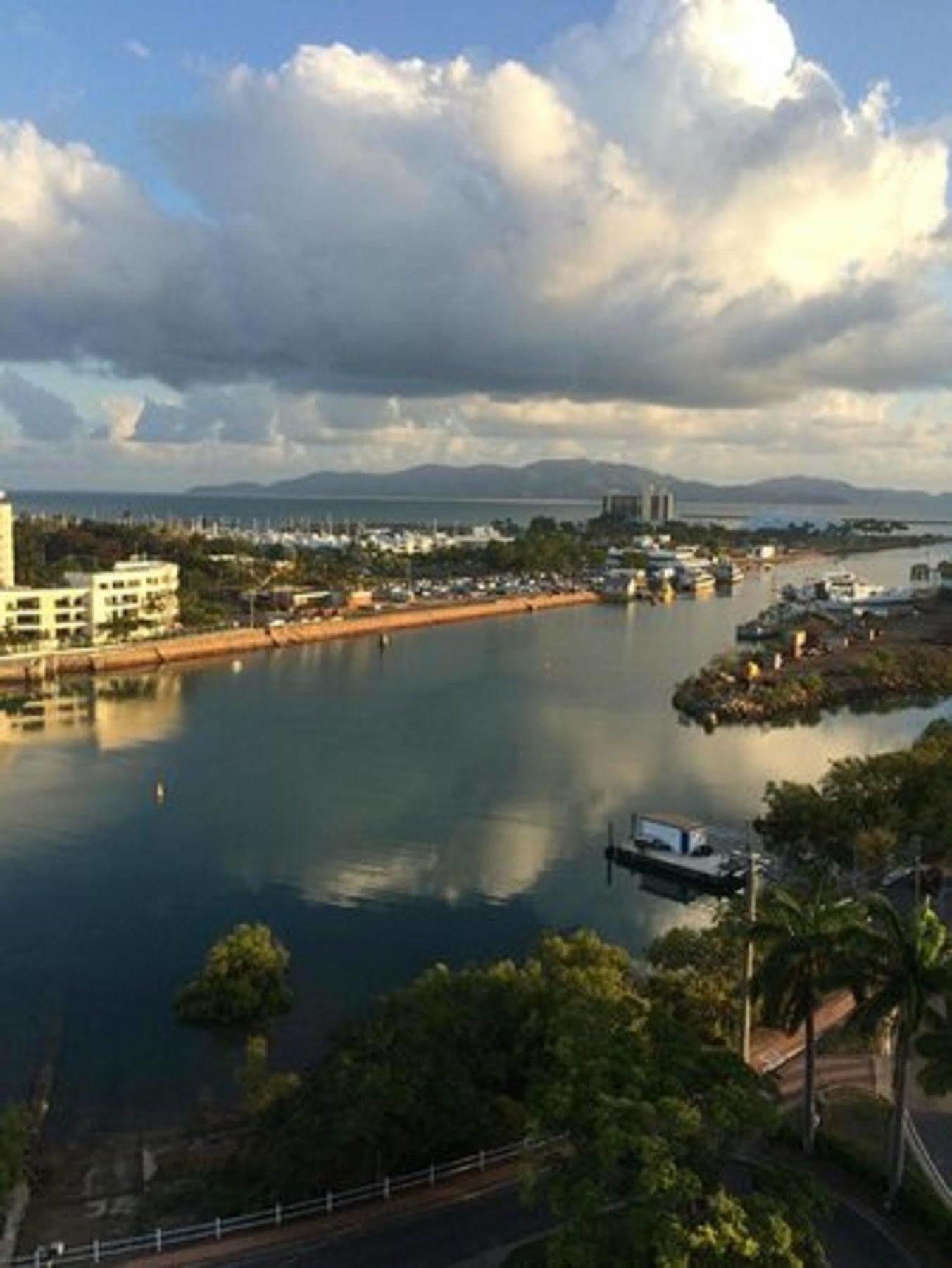 Oaks Townsville Metropole Hotel Exteriér fotografie